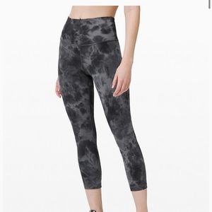 Lululemon Align Crop 21” in Diamond Dye Gray